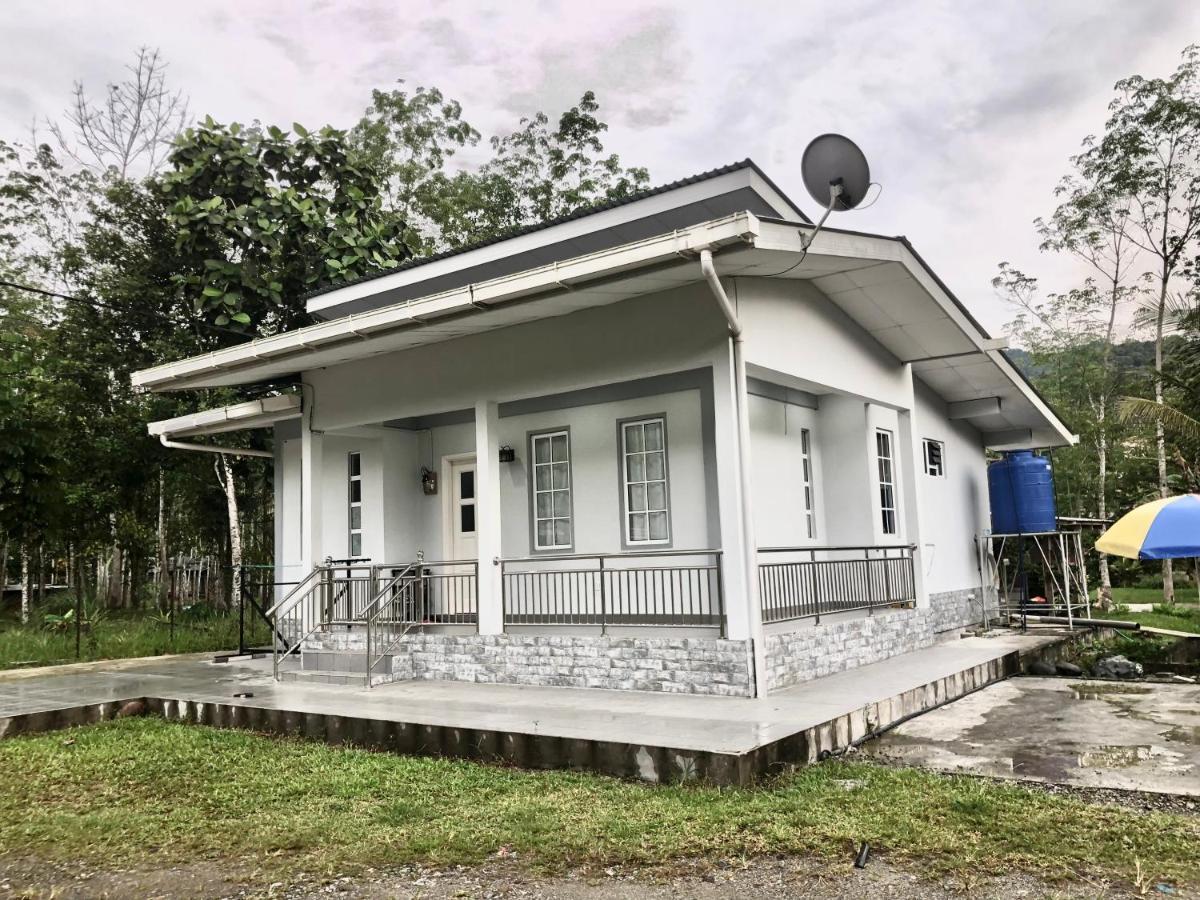 Grace Guesthouse Kota Belud エクステリア 写真